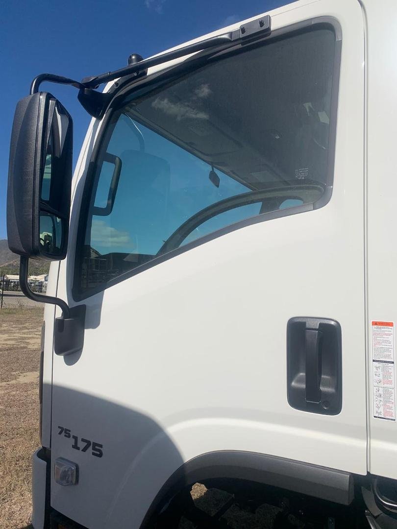 2026 Isuzu Nps 75-175 Mt D34 image 5