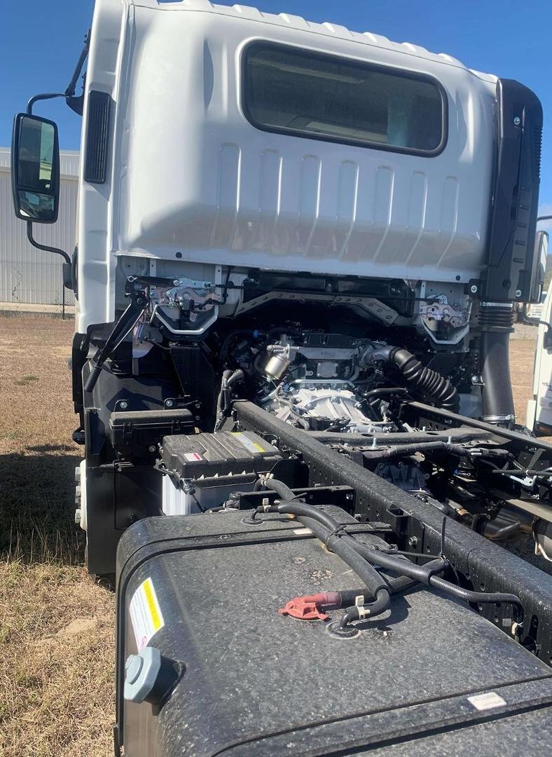2026 Isuzu Nps 75-175 Mt D34 image 7