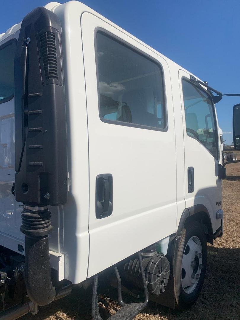 2026 Isuzu Nqr 88-190 Am C45 image 4