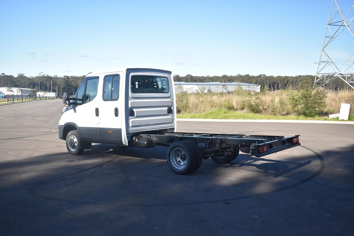 2025 Iveco Daily 50C18 image 8