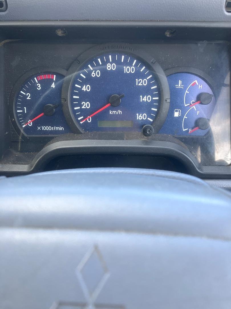 2009 Mitsubishi Canter FE84DE 3.5 image 5