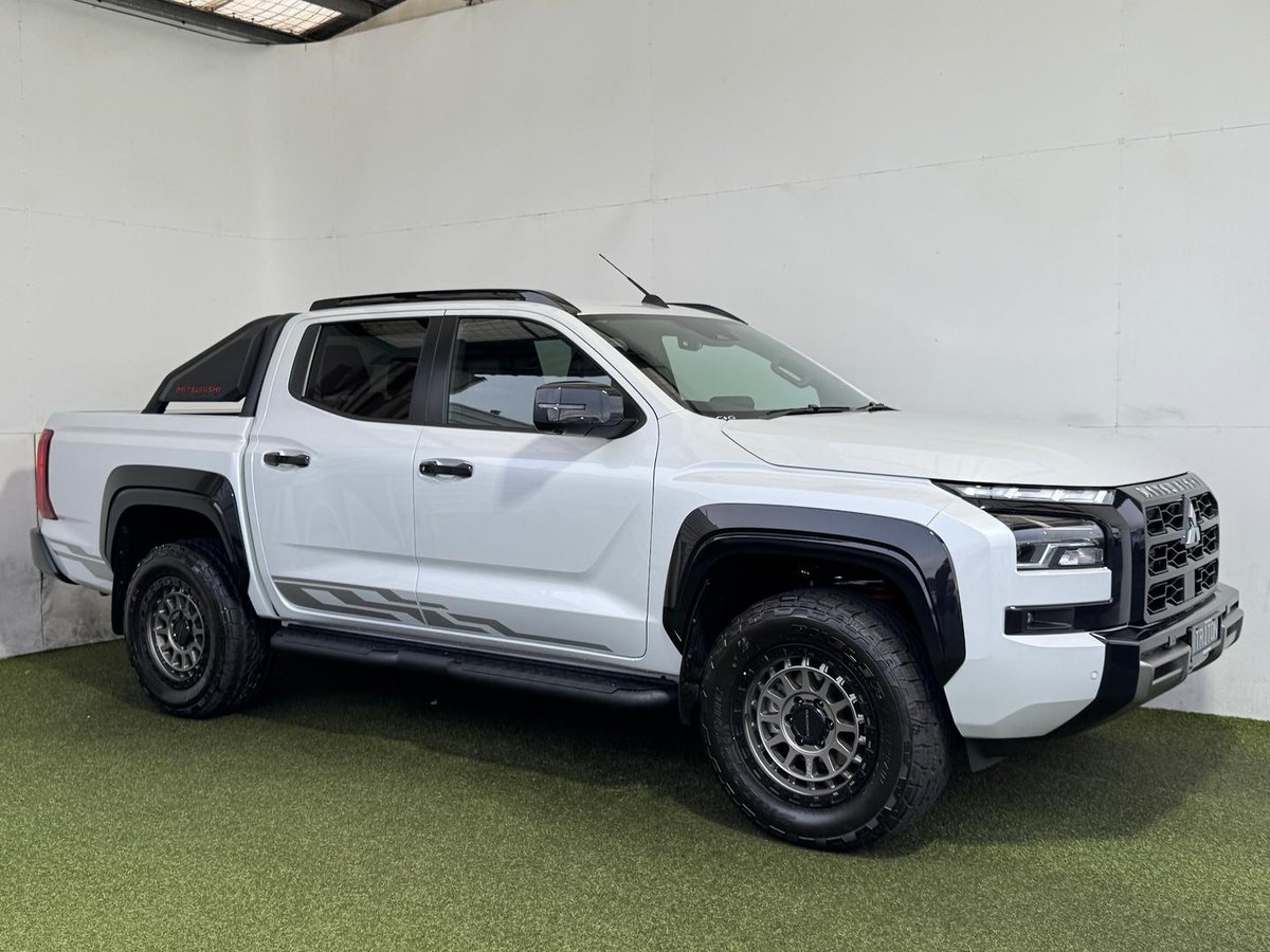 2026 Mitsubishi Triton Raider MV MY26 4X4 Dual Range image 7