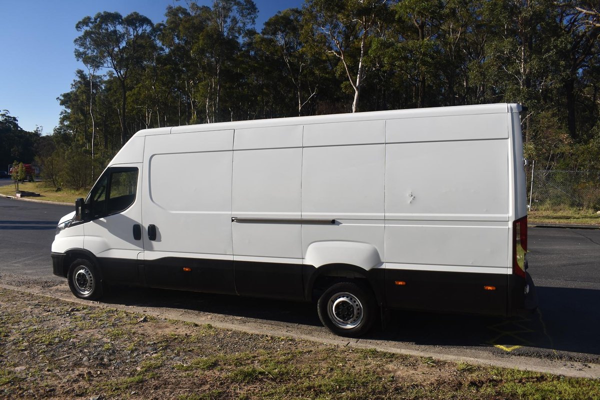 2023 Iveco Daily 35S14V image 4