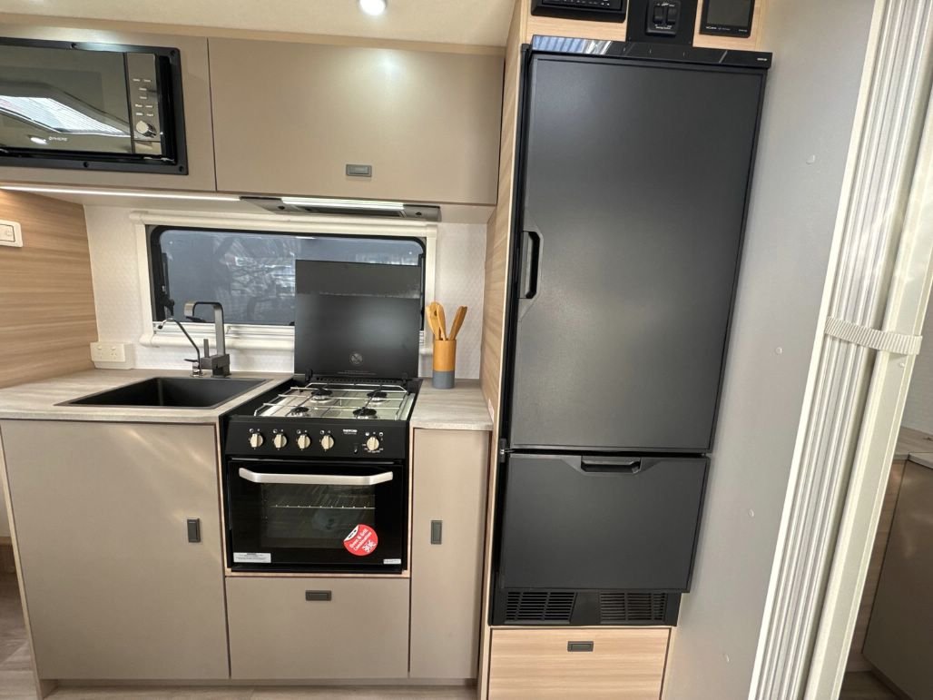 2025 JAYCO DISCOVERY OUTBACK 17.54-1.OB image 11