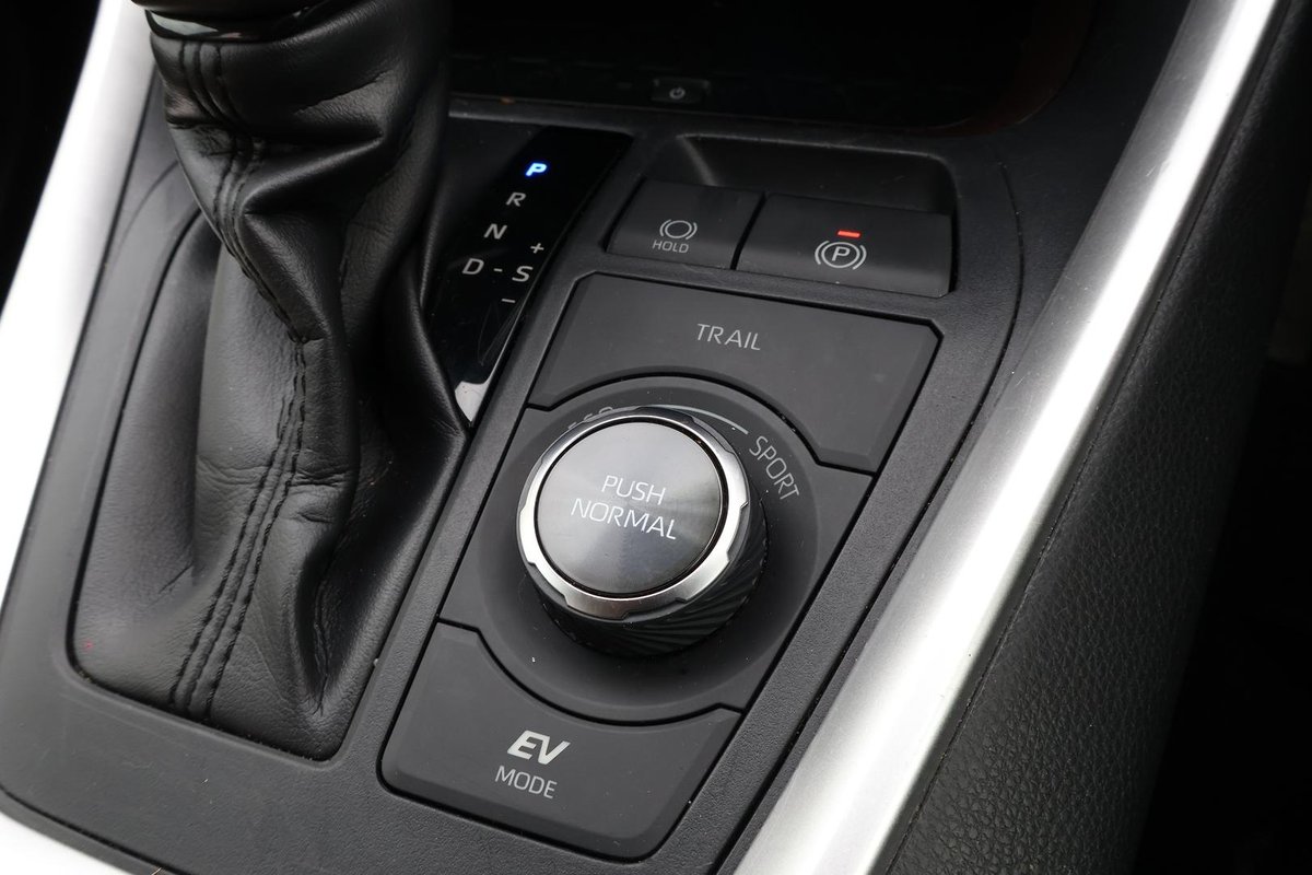 2020 Toyota RAV4 Cruiser AXAH54R 4X4 On Demand image 22