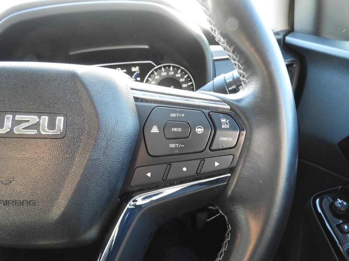 2022 Isuzu MU-X LS-T MY22 4X4 Dual Range image 18