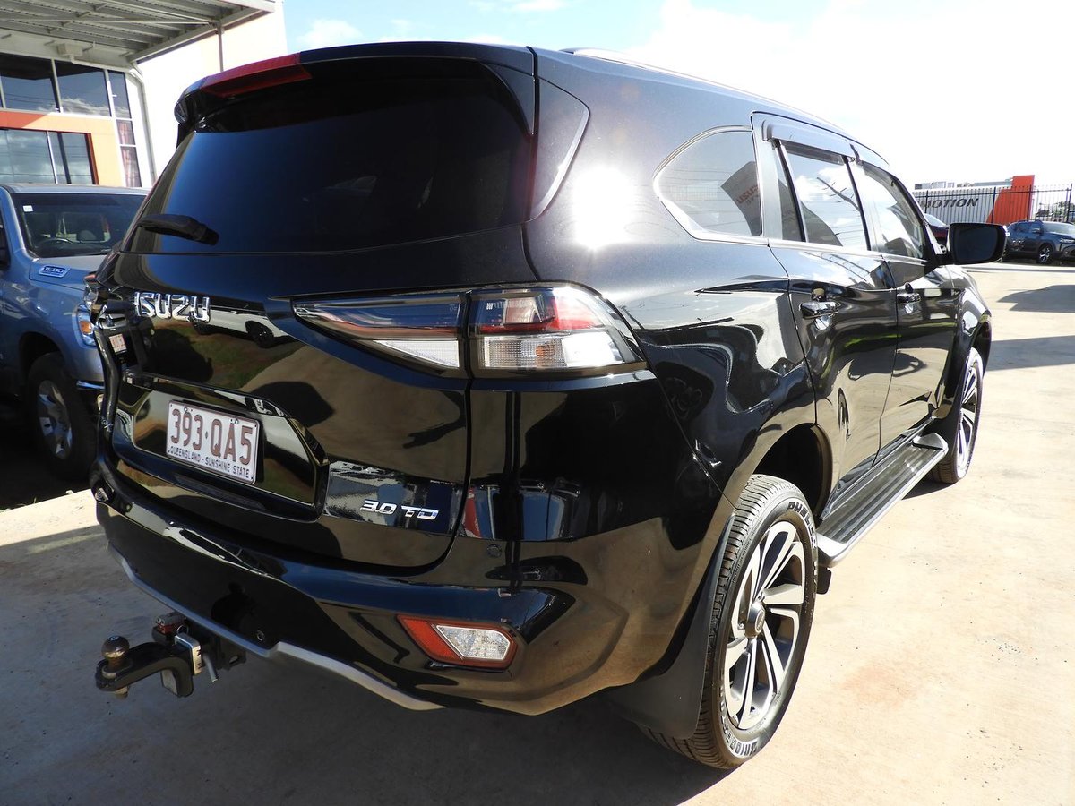 2022 Isuzu MU-X LS-T MY22 4X4 Dual Range image 6