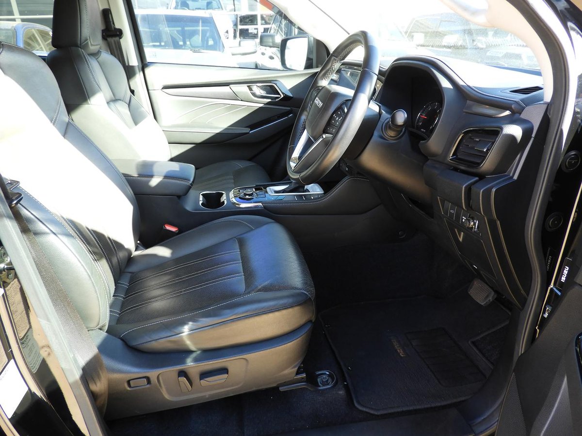 2022 Isuzu MU-X LS-T MY22 4X4 Dual Range image 8