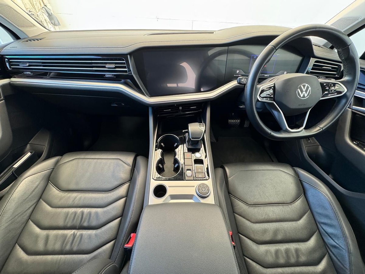 2020 Volkswagen Touareg 170TDI CR MY21 Four Wheel Drive image 7