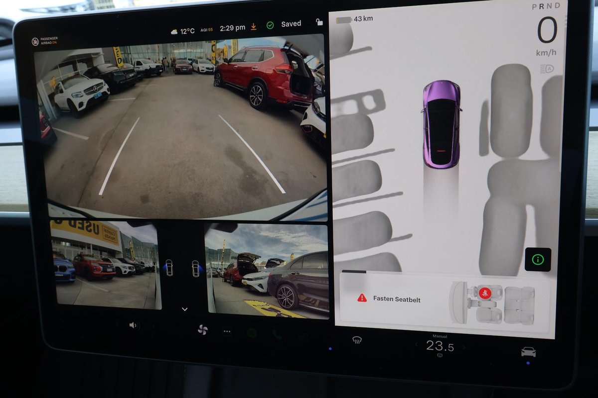 2023 Tesla Model Y Long Range AWD image 14