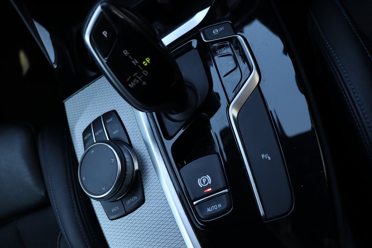 2019 BMW X3 sDrive20i G01 image 15
