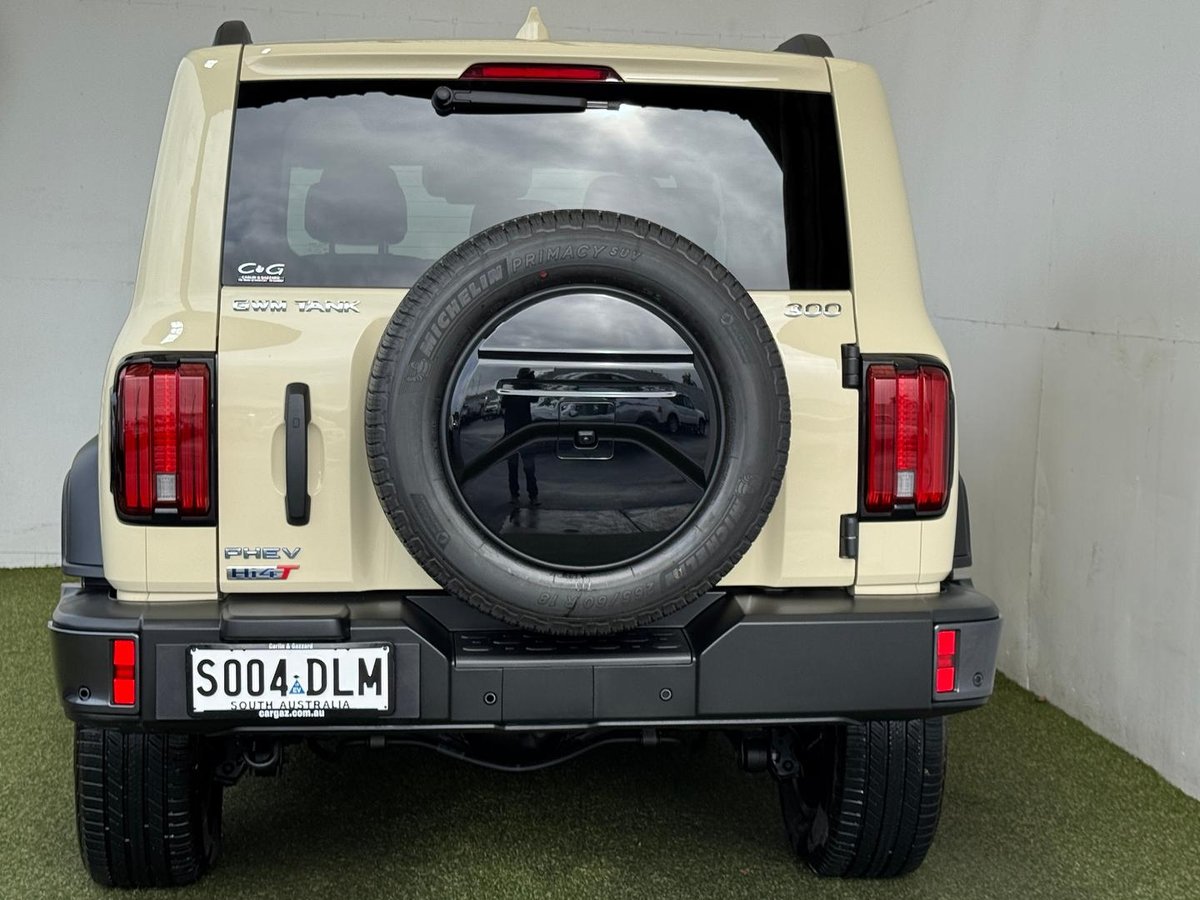 2026 GWM Tank 300 Ultra Hi4-T PHEV P01 4X4 Dual Range image 23