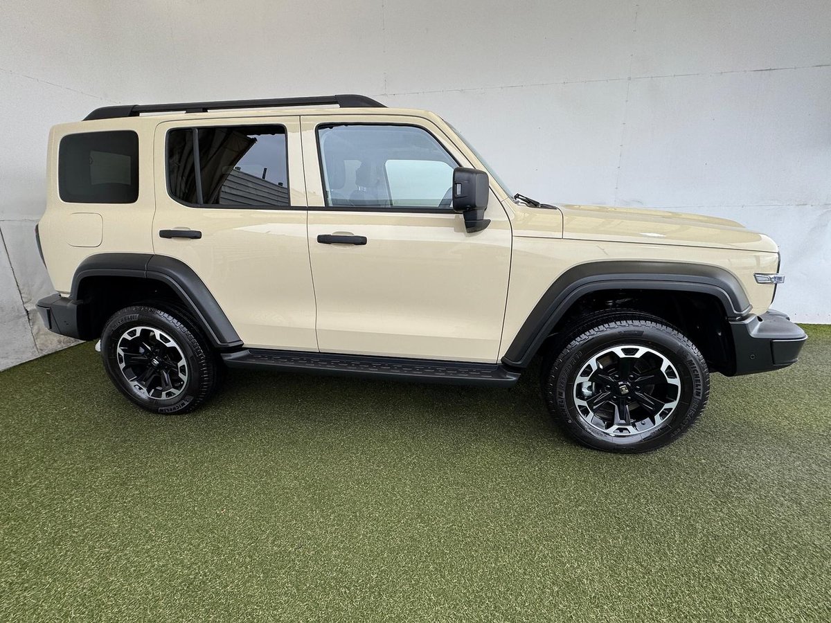 2026 GWM Tank 300 Ultra Hi4-T PHEV P01 4X4 Dual Range image 22
