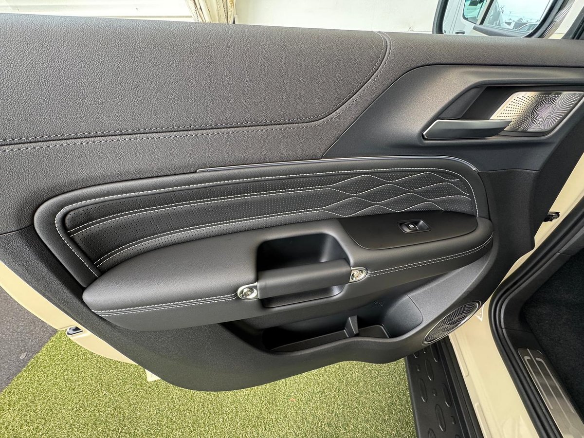 2026 GWM Tank 300 Ultra Hi4-T PHEV P01 4X4 Dual Range image 20