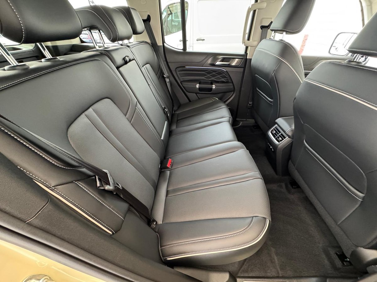 2026 GWM Tank 300 Ultra Hi4-T PHEV P01 4X4 Dual Range image 16