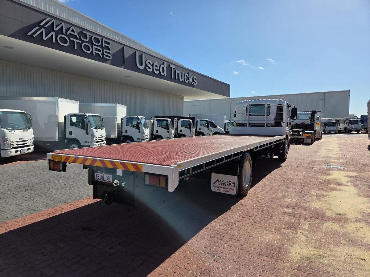 2015 Isuzu Fvd 165-300 8 Ton Auto Tray image 24