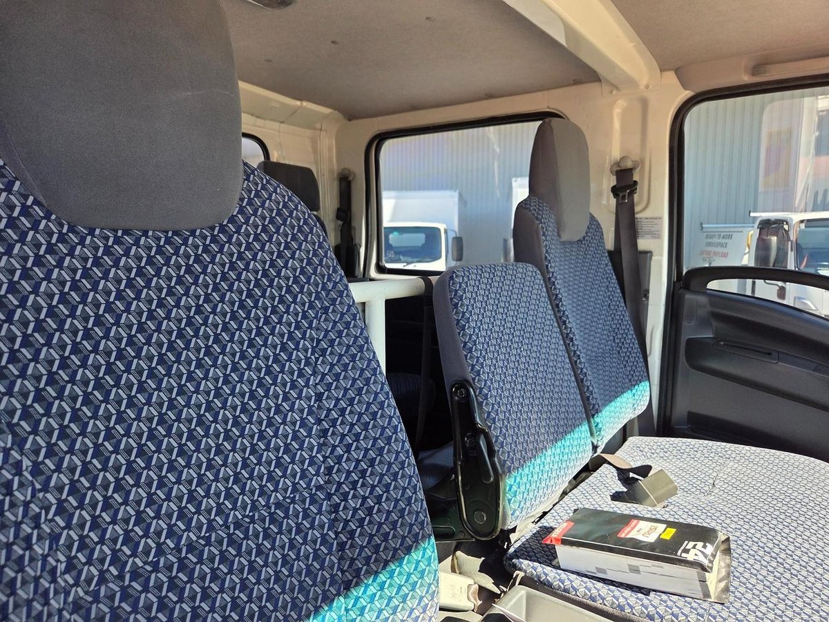 2022 Isuzu Npr65-190  Amt 3 Ton Crew Cab image 13