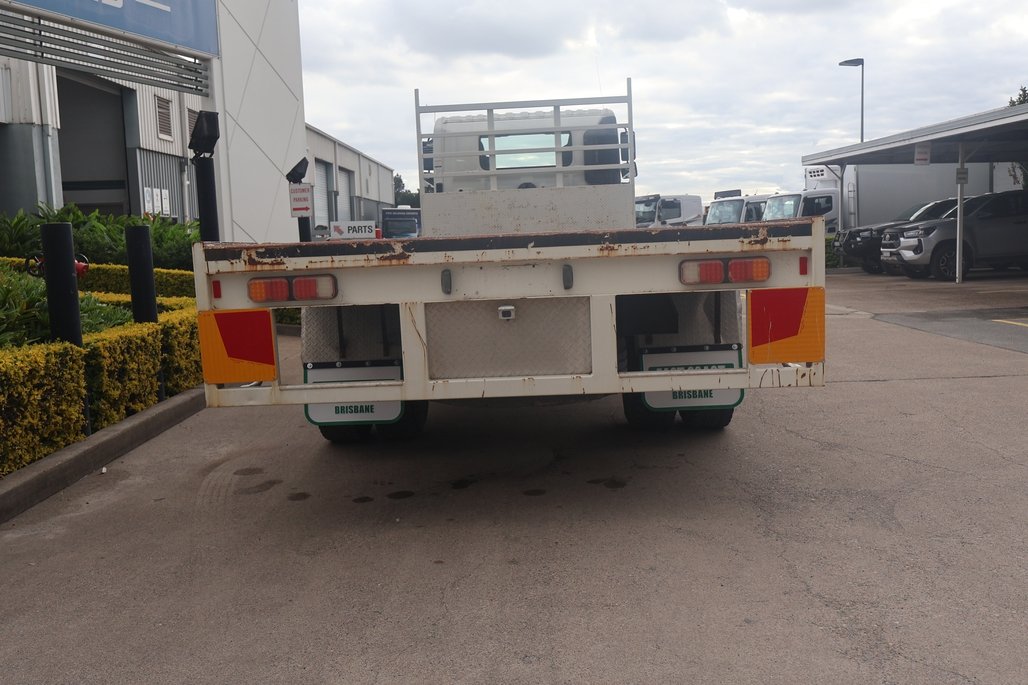 2017 Hino Gh 1828 image 13