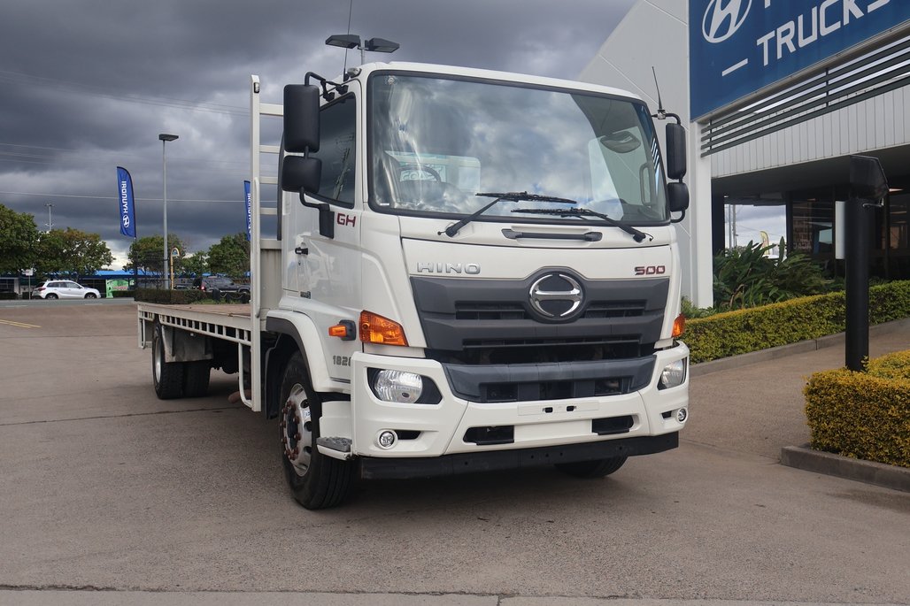 2017 Hino Gh 1828 image 9
