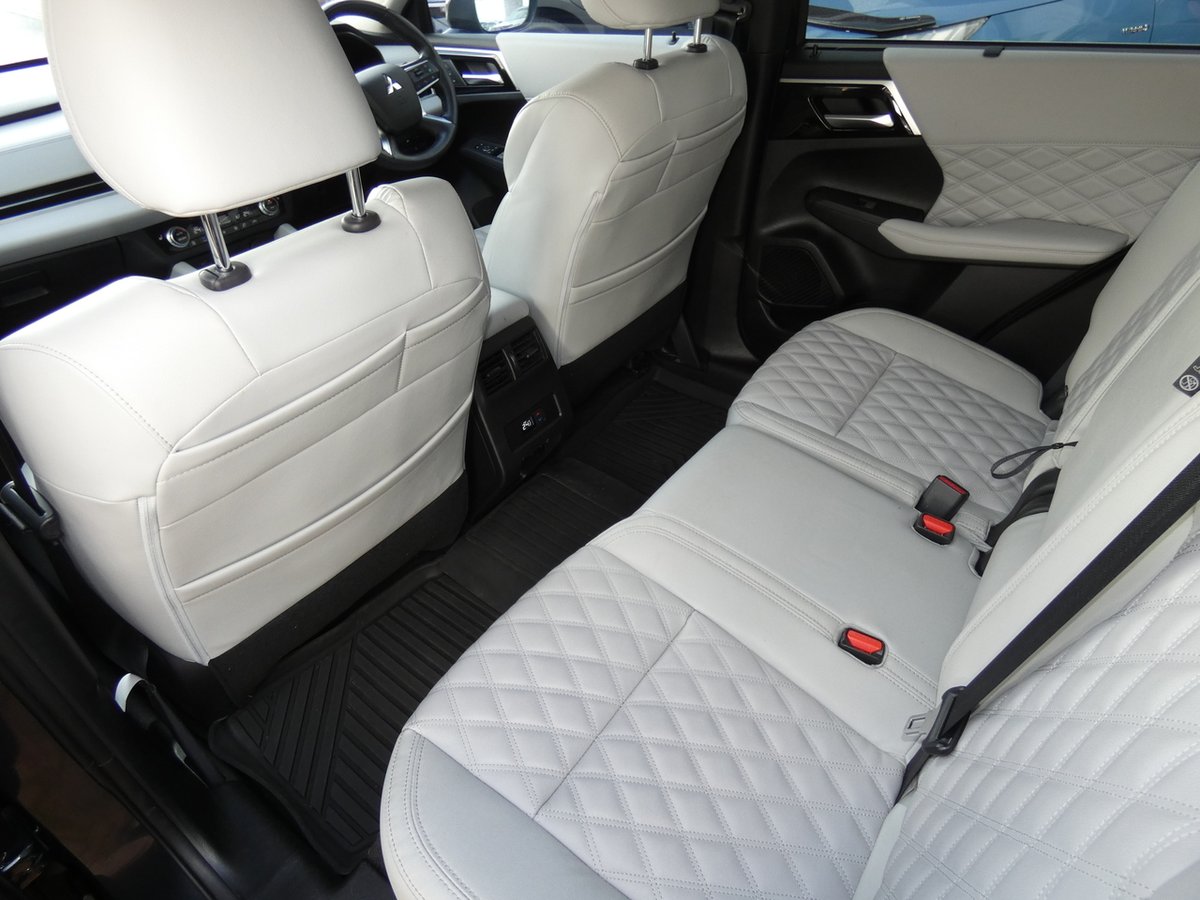 2024 Mitsubishi Outlander PHEV Exceed ZM MY24 AWD image 21