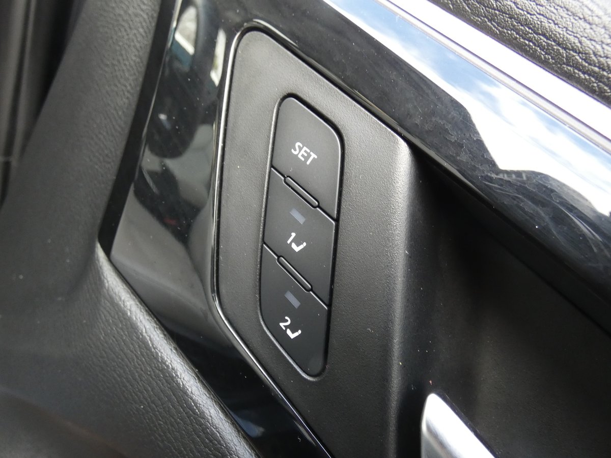 2024 Mitsubishi Outlander PHEV Exceed ZM MY24 AWD image 27