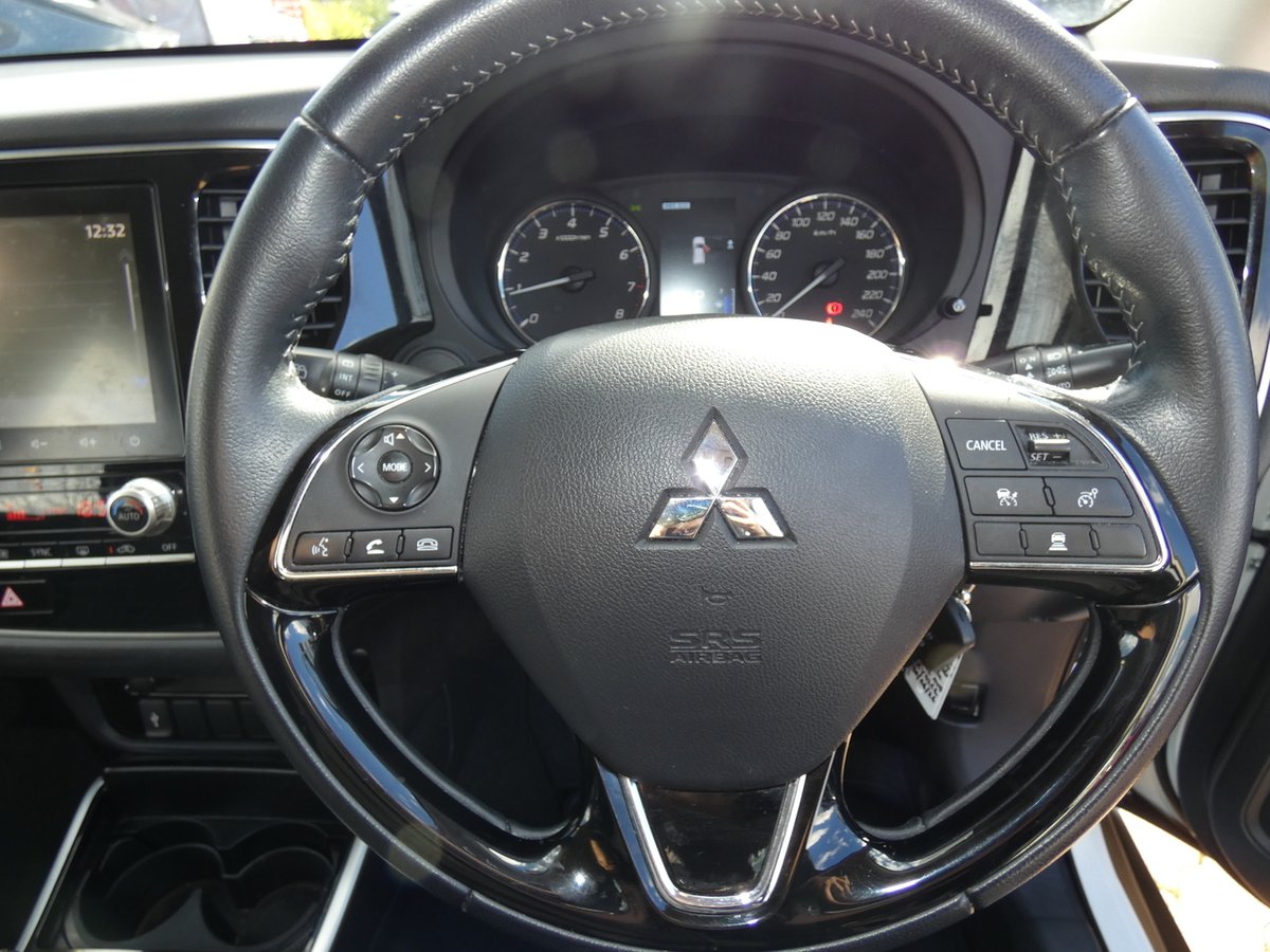 2021 Mitsubishi Outlander ES ZL MY21 AWD image 20