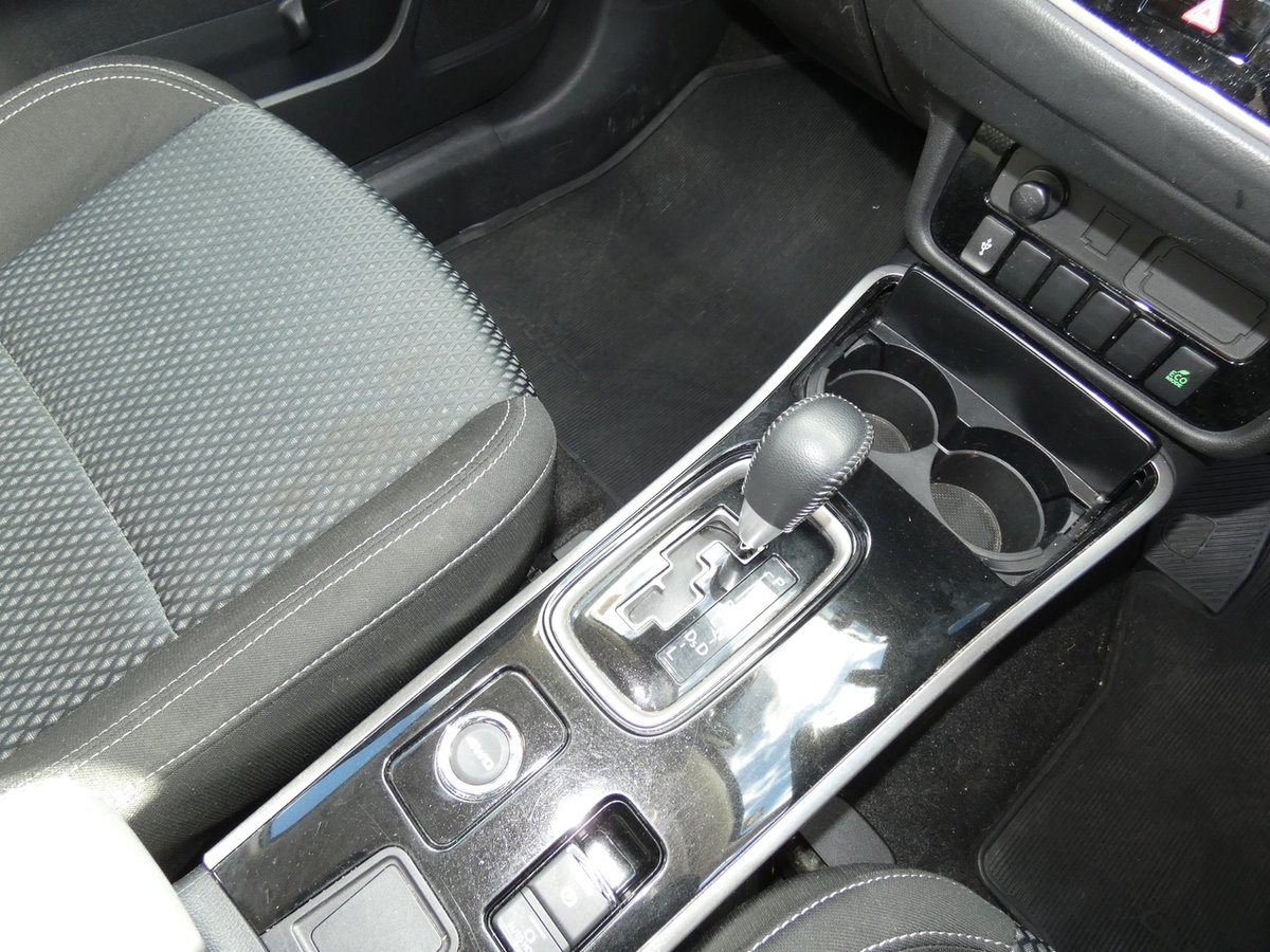 2021 Mitsubishi Outlander ES ZL MY21 AWD image 21