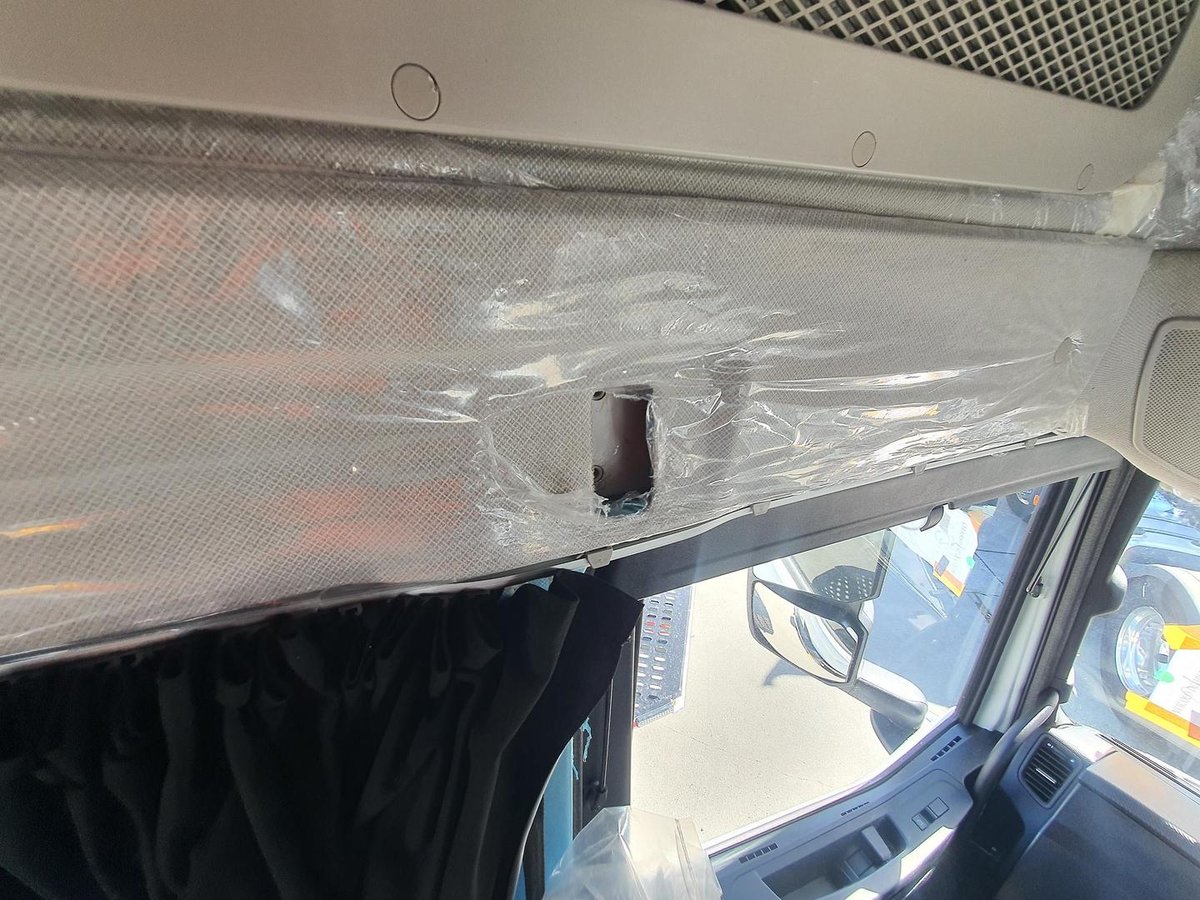 2026 Iveco S-Way AT230 image 26