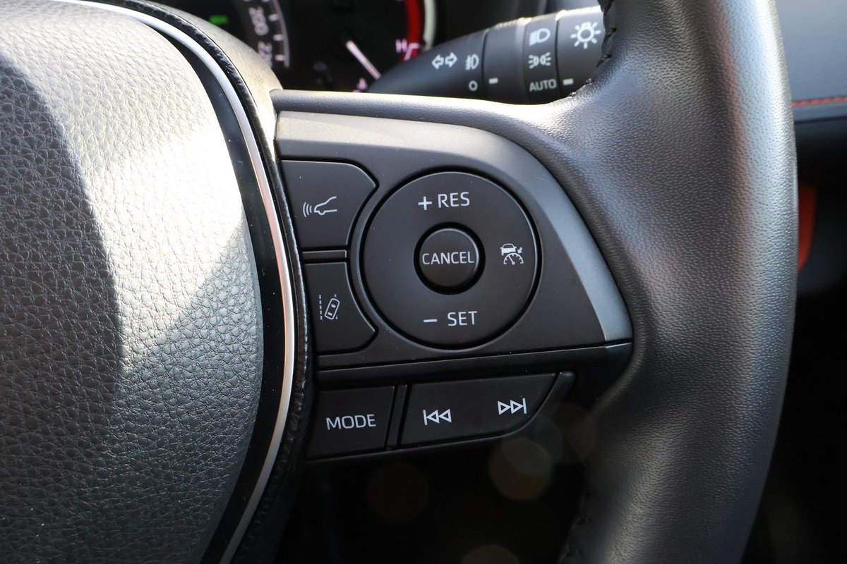 2020 Toyota RAV4 Edge AXAA54R AWD image 12