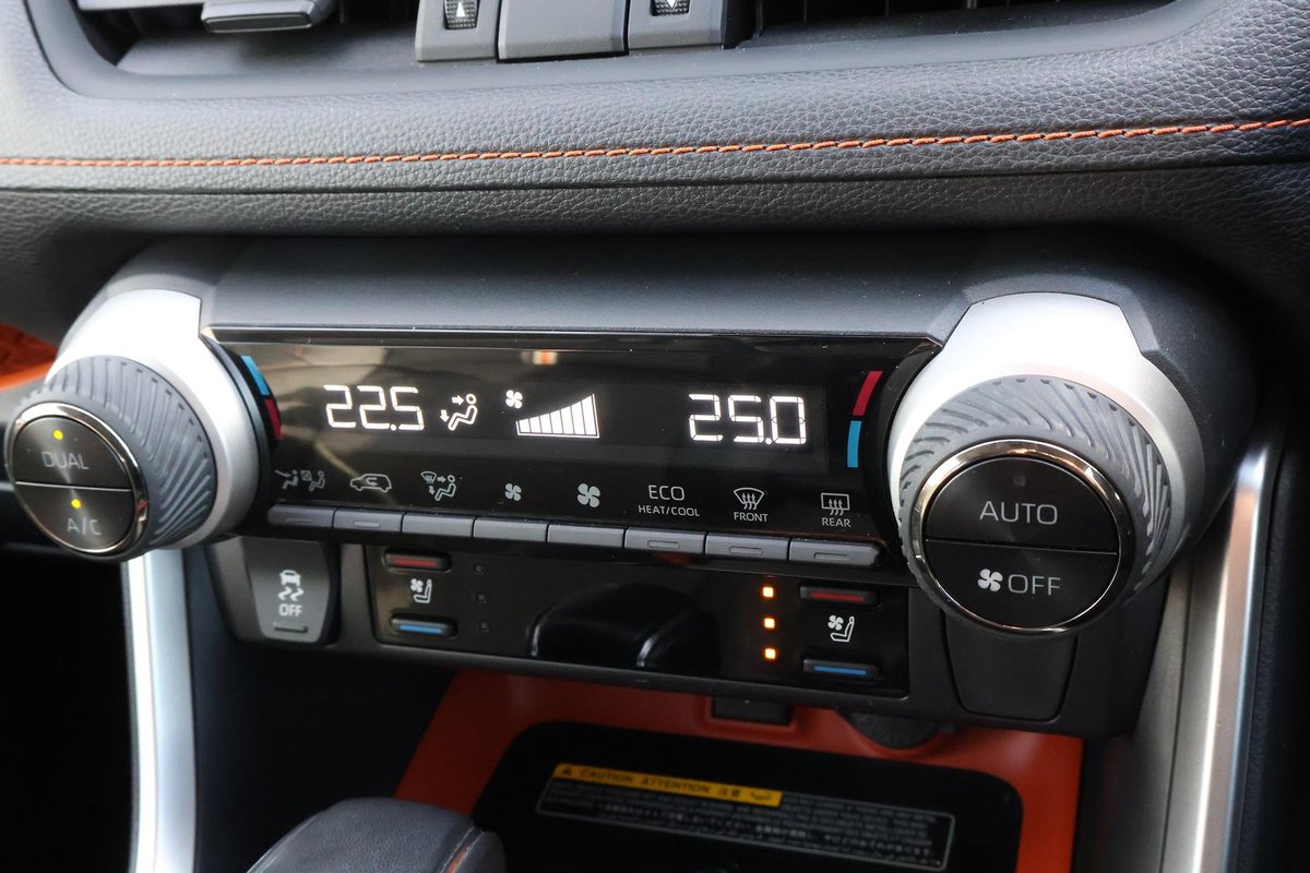 2020 Toyota RAV4 Edge AXAA54R AWD image 19