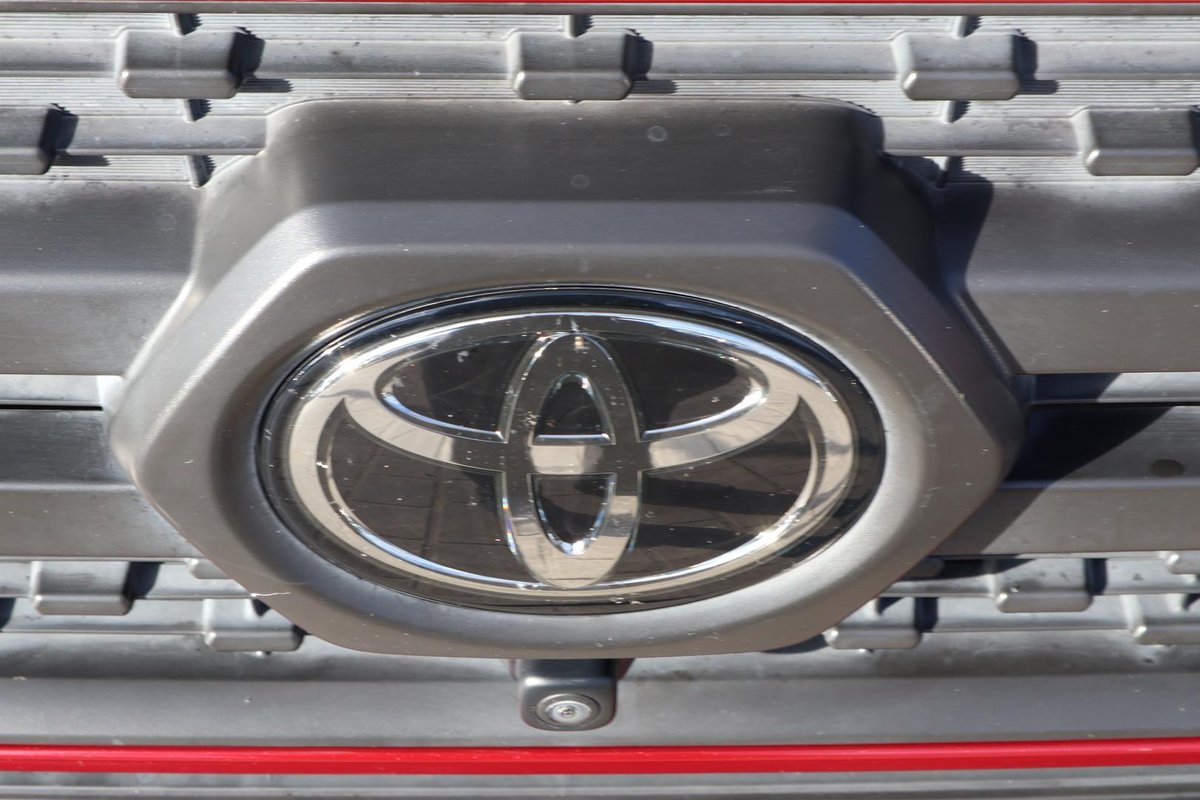 2020 Toyota RAV4 Edge AXAA54R AWD image 35