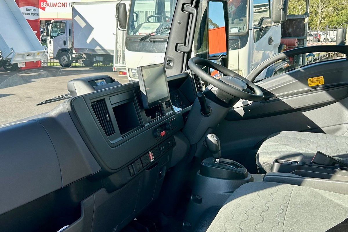 2026 Isuzu N Series NPR 45/65-175 DT D28 Tradepack image 20