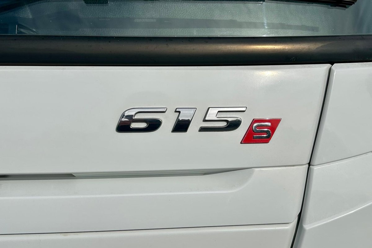 2021 Fuso Canter 615 image 10