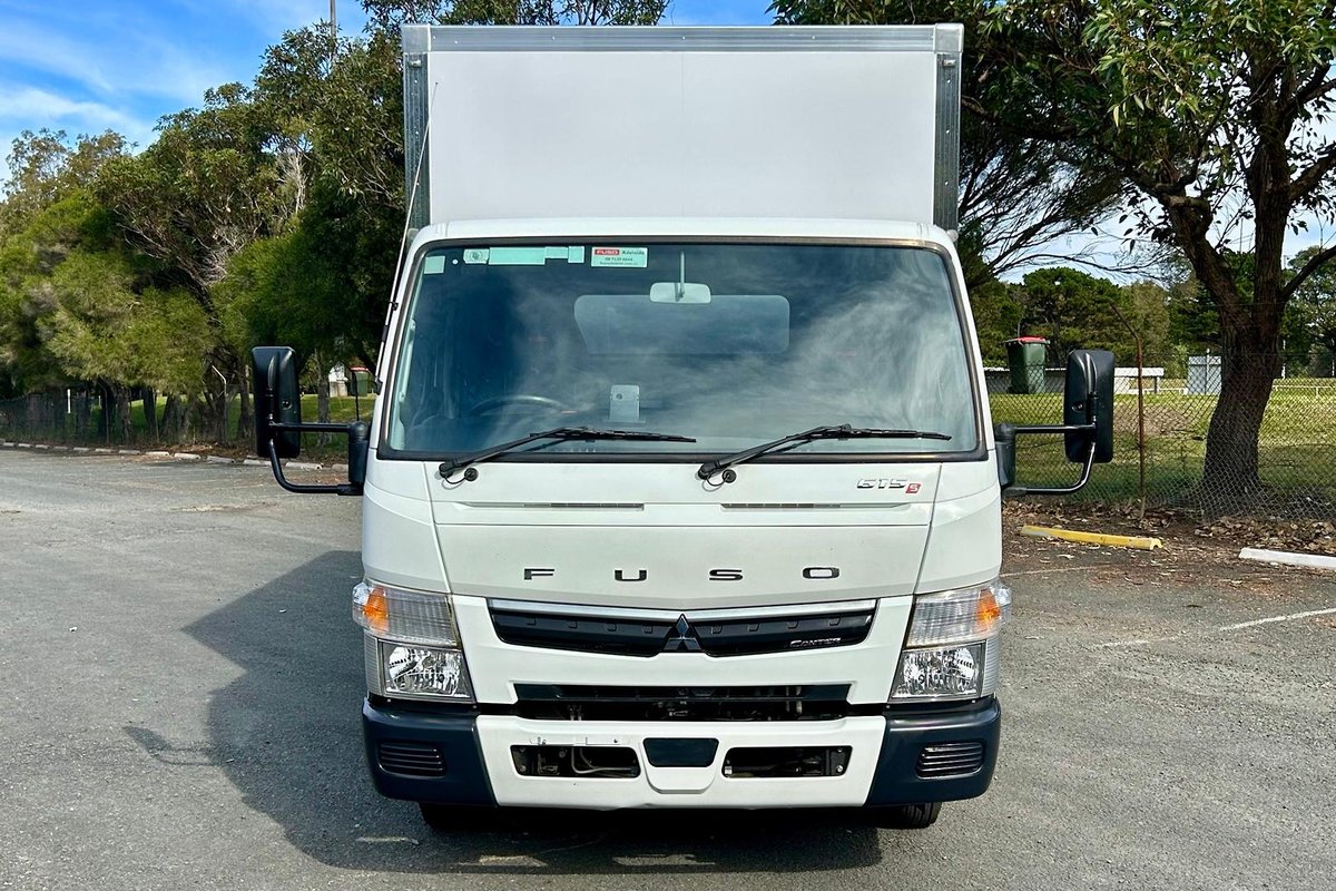 2021 Fuso Canter 615 image 9