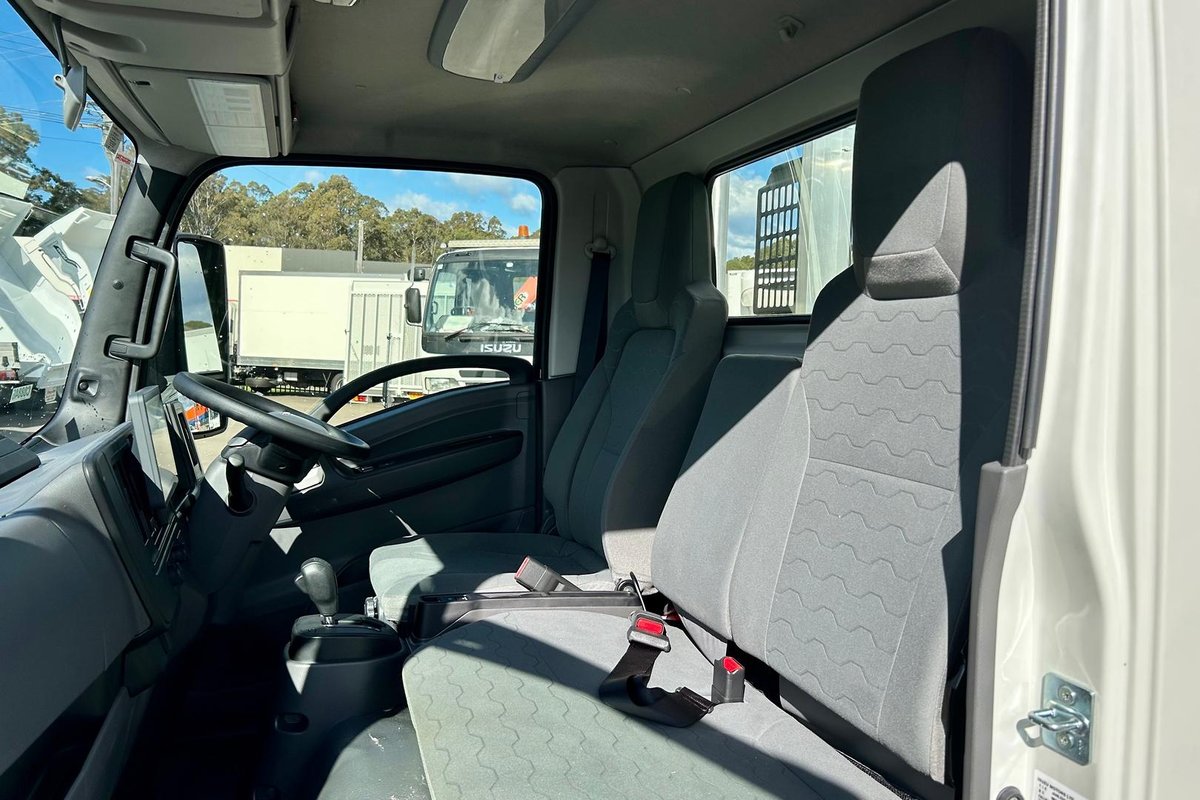 2026 Isuzu N Series NLR 45-150 DT D34 Traypack image 20