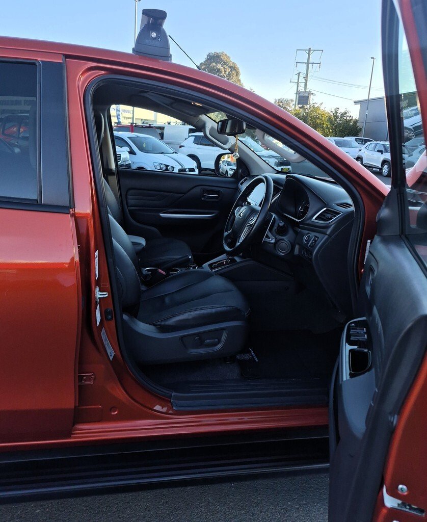2022 Mitsubishi Triton GSR MR MY22.5 4X4 Dual Range image 8