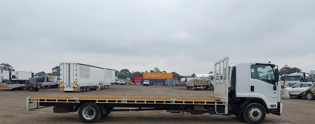 2021 Isuzu Fsr 140-260 image 3