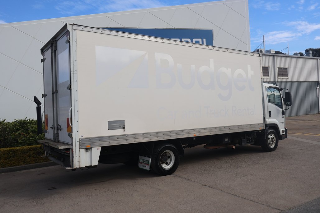 2018 ISUZU FRR 107-210 image 10