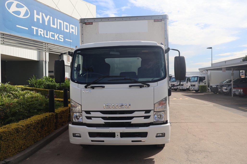 2018 ISUZU FRR 107-210 image 11