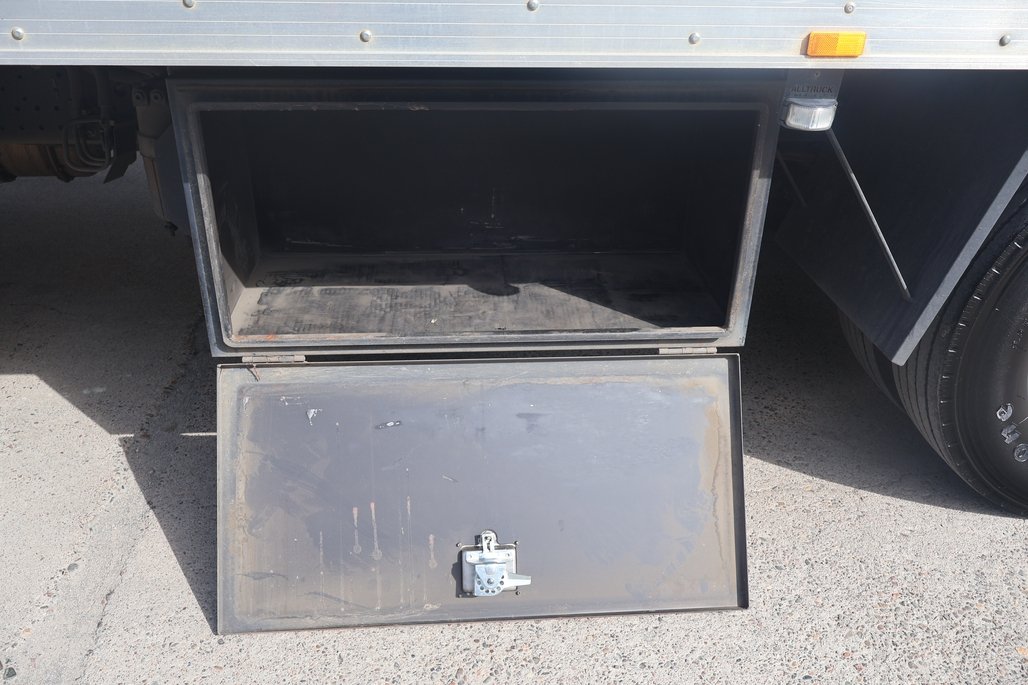 2018 ISUZU FRR 107-210 image 15