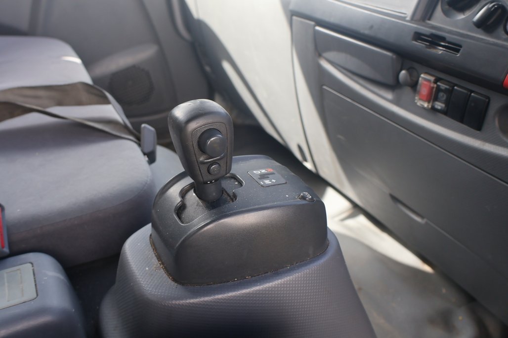 2018 ISUZU FRR 107-210 image 17