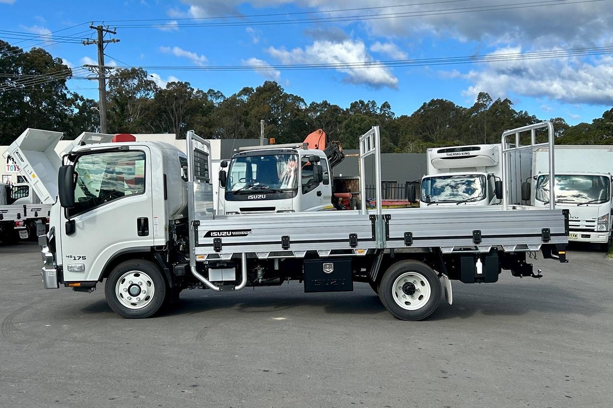 2026 Isuzu N Series NPR 45/65-175 DT D34 Tradepack image 2