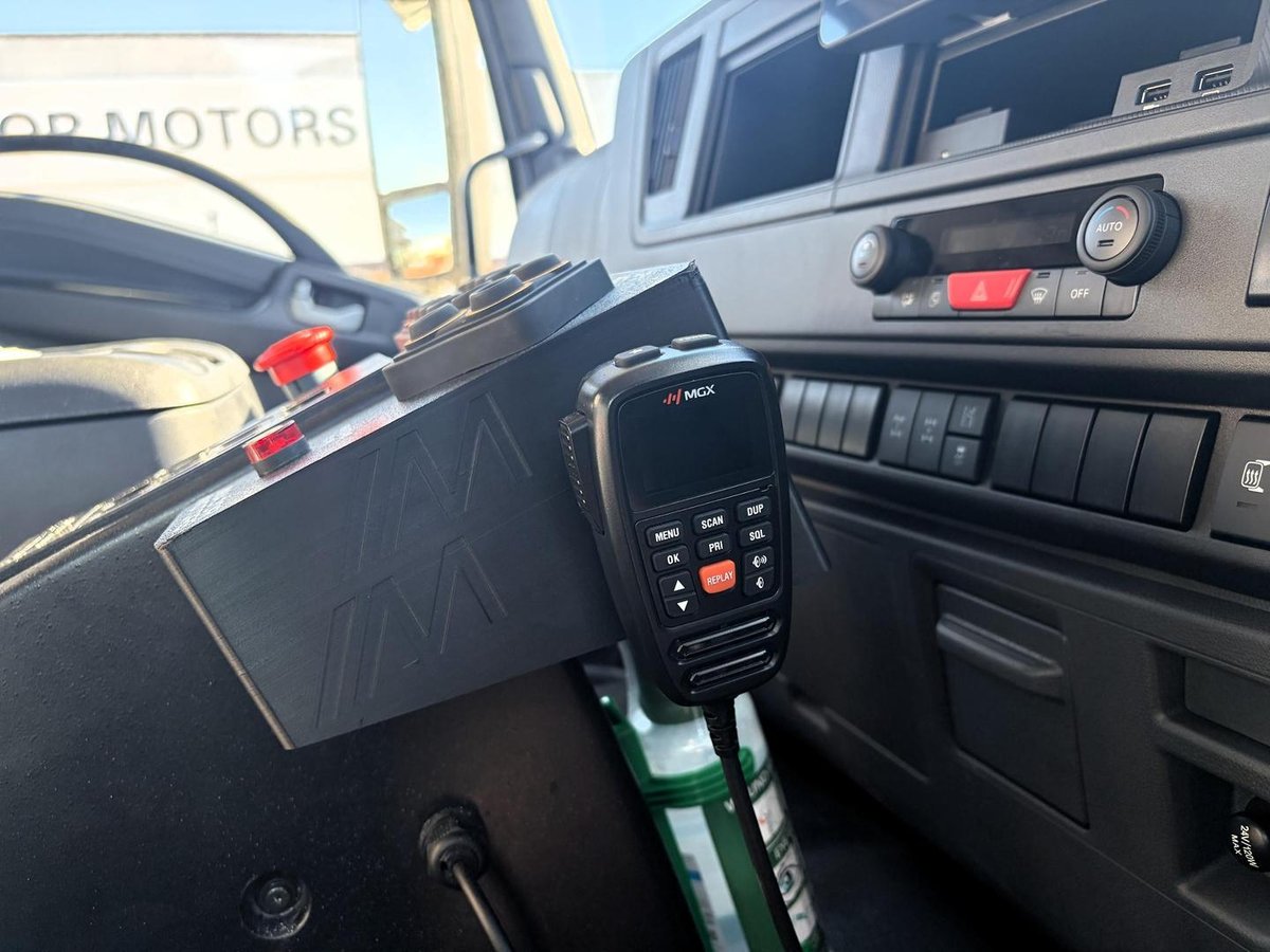 2026 Isuzu Fyh 320-355 At R60 8X4 Water Car image 9