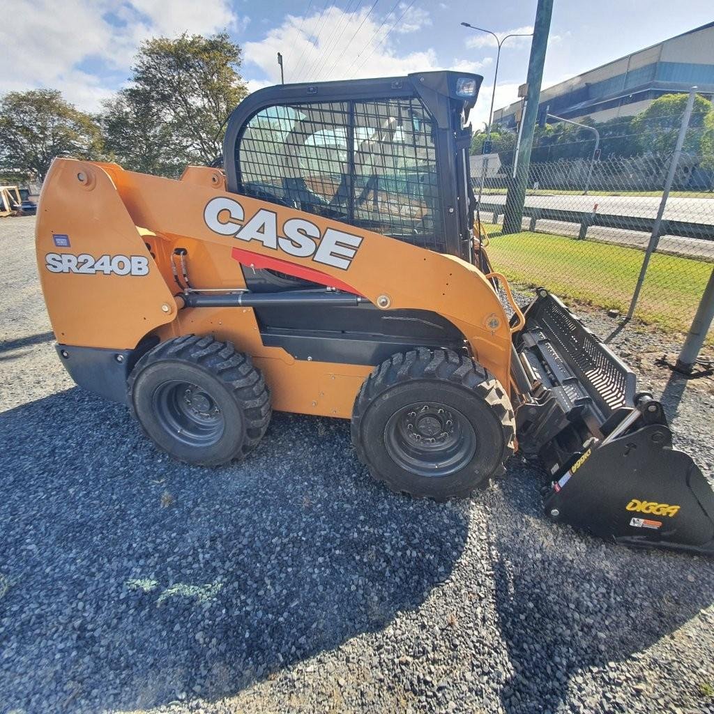 CASE Sr240b image 3