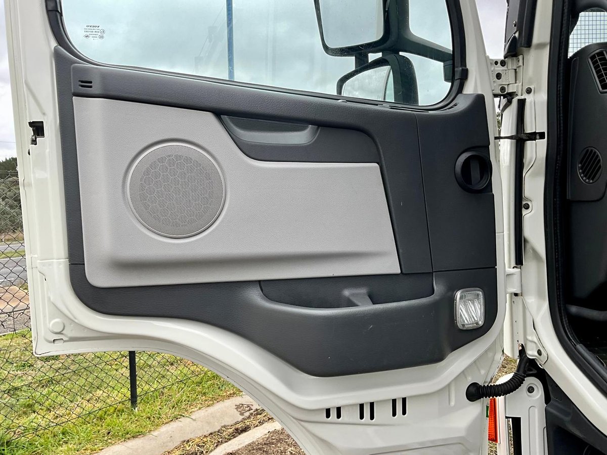 2011 Volvo Fm Series image 22