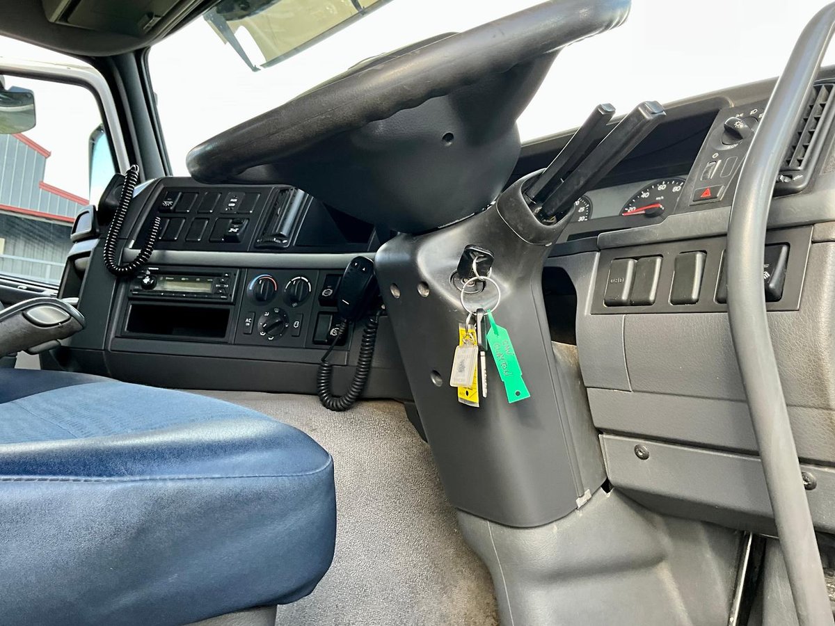 2011 Volvo Fm Series image 24