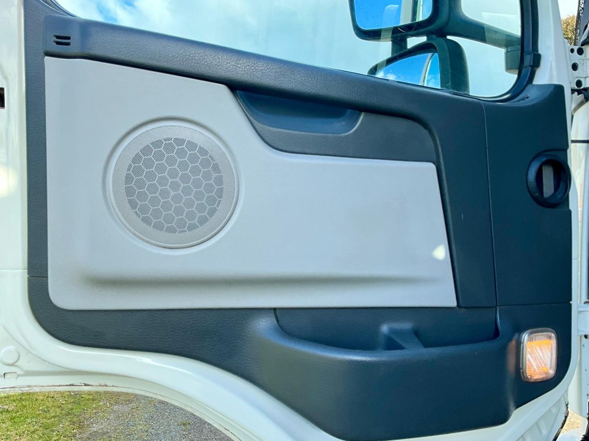2011 Volvo Fm Series image 25