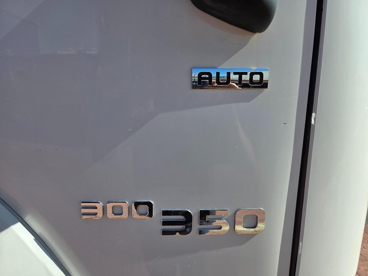 2026 Isuzu Fyh 300-350 8X4 Auto 18000L Water Cart image 9