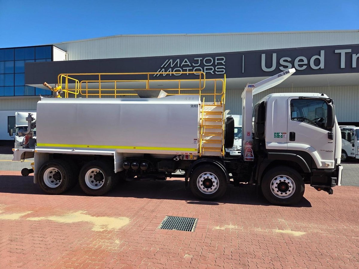 2026 Isuzu Fyh 300-350 8X4 Auto 18000L Water Cart image 17