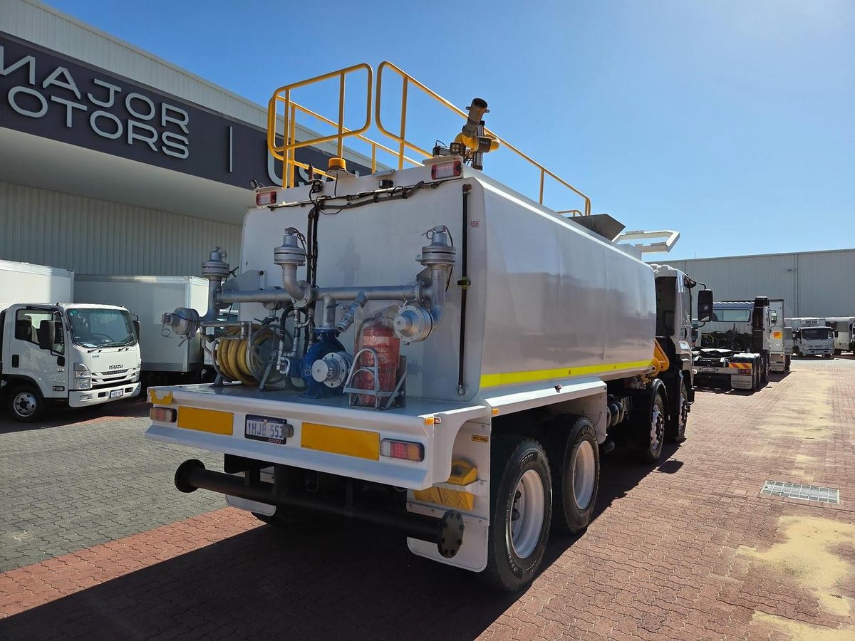 2026 Isuzu Fyh 300-350 8X4 Auto 18000L Water Cart image 7
